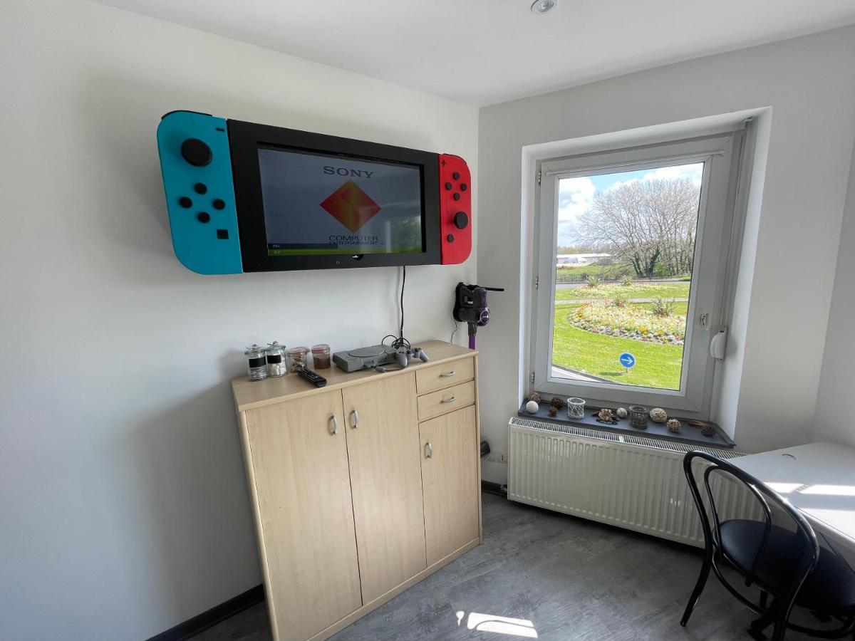 Studio Petit Plus Gaming ! Calais Exteriör bild